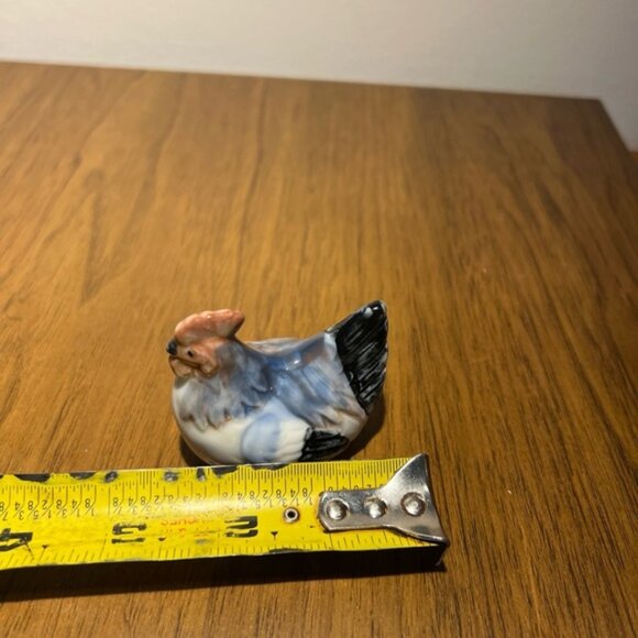 Vintage Collectable Salt And Pepper Shakers Two Chickens Hens - Picture 3 of 10